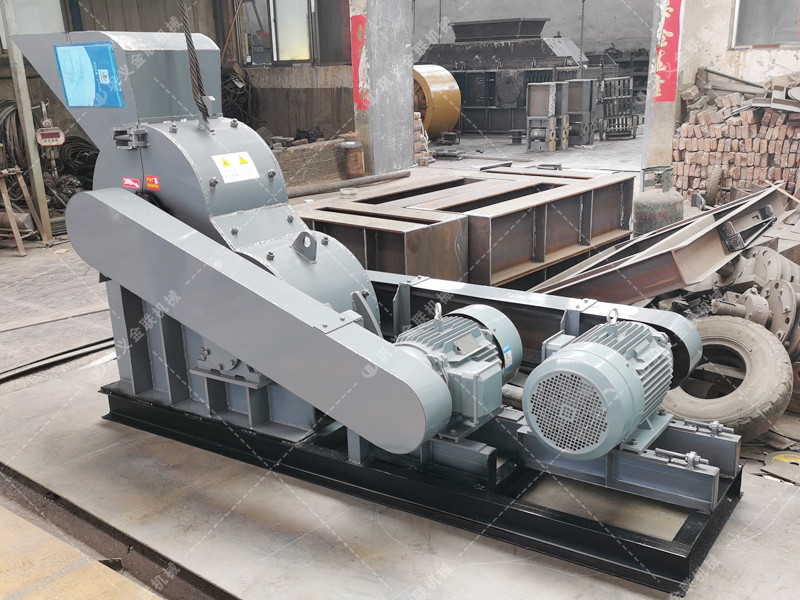 46小型雙級粉碎機(jī)和破碎機(jī)易損件發(fā)貨