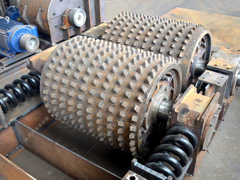 雙齒輥破碎機(jī)為什么被稱為“狼牙破碎機(jī)”？它真有那么厲害嗎？